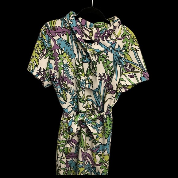 Big Print 1970s Day Dress Plus Sized - Picture 2 of 13